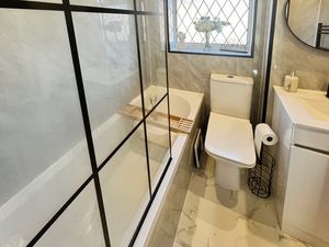 Bathroom - click for photo gallery